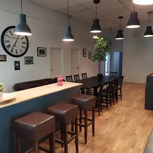 https://apartment-west-michael.stuttgart-hotel.com