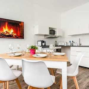 https://centerapartments-wagnerstrasse.dusseldorf-hotel.net